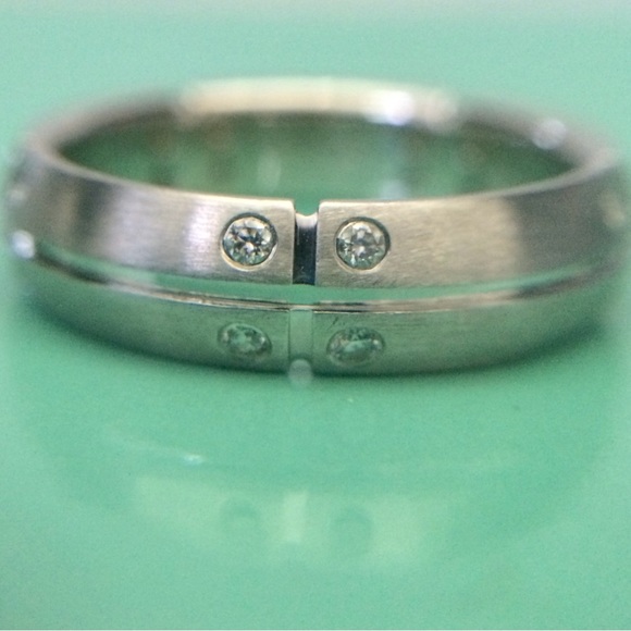 Tiffany 18k white gold Diamond Wedding or Anniversary Band 6 1/2 - Picture 3 of 8